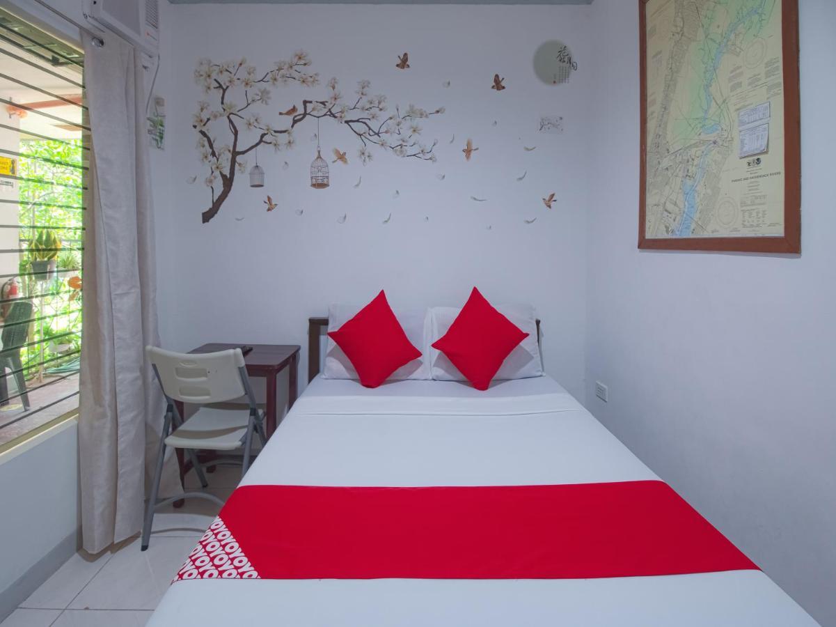 Oyo 771 Darius' Residences Moalboal Bagian luar foto