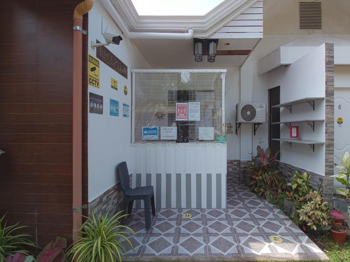 Oyo 771 Darius' Residences Moalboal Bagian luar foto